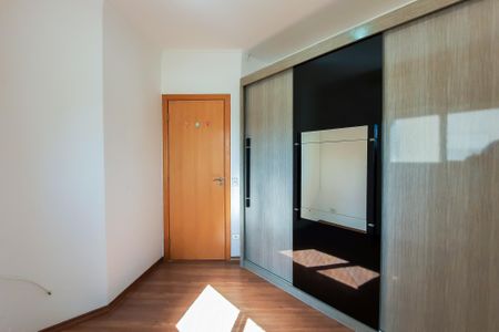 Apartamento à venda com 70m², 3 quartos e 1 vaga Apartamento à venda com 70m², 3 quartos e 1 vagaQuarto 2