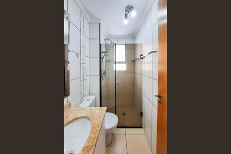 Apartamento à venda com 70m², 3 quartos e 1 vaga Apartamento à venda com 70m², 3 quartos e 1 vagaBanheiro da Suíte