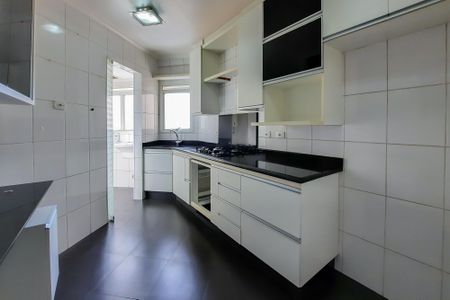 Apartamento à venda com 70m², 3 quartos e 1 vaga Apartamento à venda com 70m², 3 quartos e 1 vagaCozinha