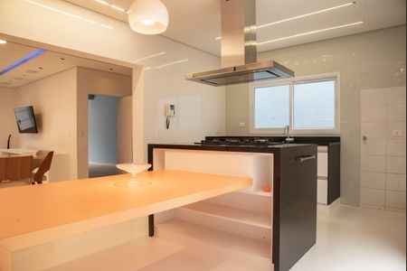 Casa para alugar com 237m², 3 quartos e 3 vagasCozinha