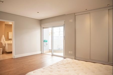 Casa para alugar com 237m², 3 quartos e 3 vagasSuíte 3