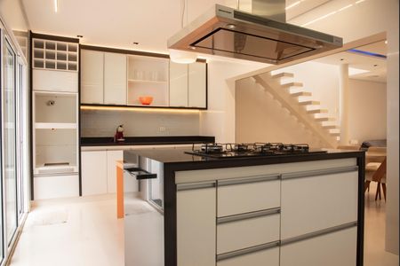 Casa para alugar com 237m², 3 quartos e 3 vagasCozinha