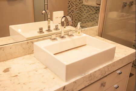 Casa para alugar com 237m², 3 quartos e 3 vagasBanheiro da Suíte 3