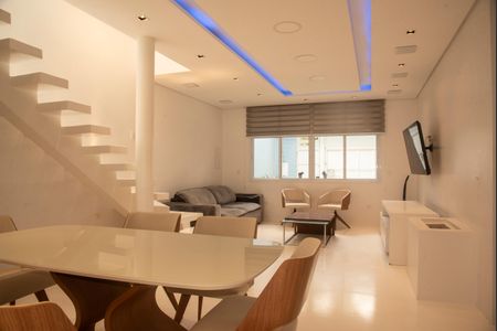 Sala de casa para alugar com 3 quartos, 237m² em Mirandópolis, São Paulo