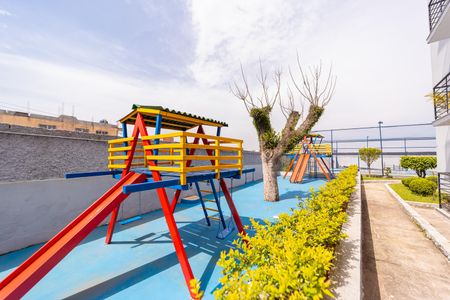 Apartamento à venda com 55m², 2 quartos e 1 vaga Apartamento à venda com 55m², 2 quartos e 1 vagaÁrea comum - Playground