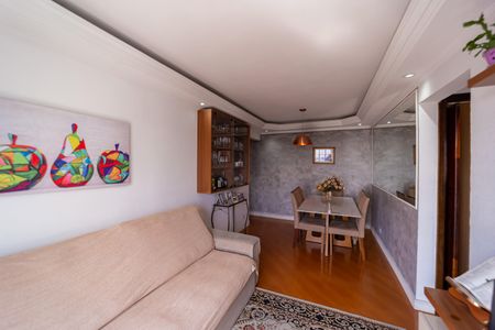 Apartamento à venda com 55m², 2 quartos e 1 vaga Apartamento à venda com 55m², 2 quartos e 1 vagaSala