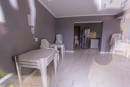 Apartamento à venda com 55m², 2 quartos e 1 vaga Apartamento à venda com 55m², 2 quartos e 1 vagaÁrea comum - Salão de festas