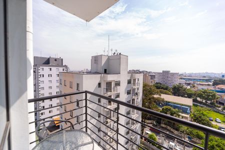 Apartamento à venda com 55m², 2 quartos e 1 vaga Apartamento à venda com 55m², 2 quartos e 1 vagaVaranda