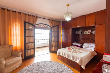 Casa à venda com 275m², 7 quartos e 4 vagas Casa à venda com 275m², 7 quartos e 4 vagasQuarto 3