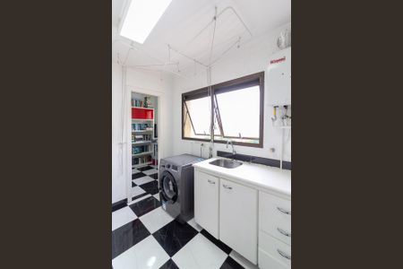 Apartamento para alugar com 134m², 3 quartos e 2 vagasÁrea de Serviço