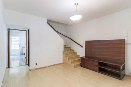 Casa para alugar com 100m², 2 quartos e 1 vagaSala