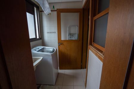 Apartamento à venda com 124m², 3 quartos e 1 vagaÁrea de Serviço