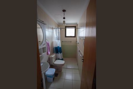 Apartamento à venda com 124m², 3 quartos e 1 vagaBanheiro da Suíte