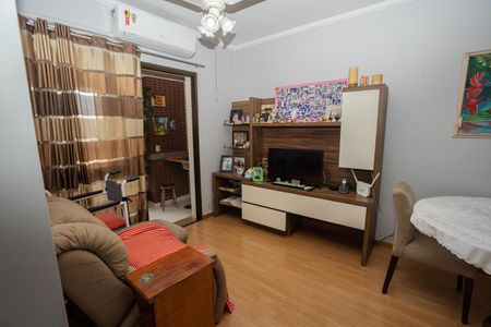 Sala de apartamento para alugar com 3 quartos, 124m² em Jardim Lindóia, Porto Alegre