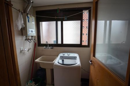 Apartamento à venda com 124m², 3 quartos e 1 vagaÁrea de Serviço