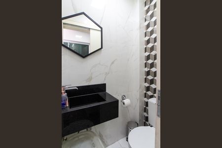 Casa à venda com 178m², 3 quartos e 3 vagas Casa à venda com 178m², 3 quartos e 3 vagasÁrea de Serviço