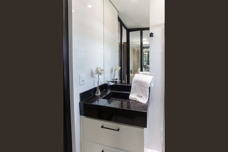 Casa à venda com 178m², 3 quartos e 3 vagas Casa à venda com 178m², 3 quartos e 3 vagasBanheiro da Suíte 1