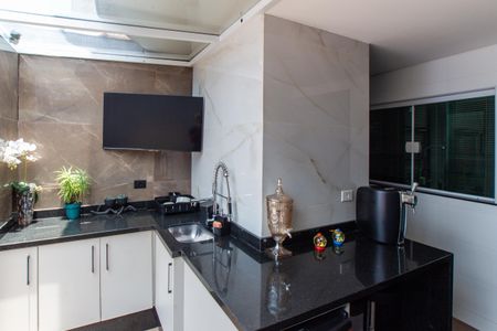 Casa à venda com 178m², 3 quartos e 3 vagas Casa à venda com 178m², 3 quartos e 3 vagasÁrea de Serviço