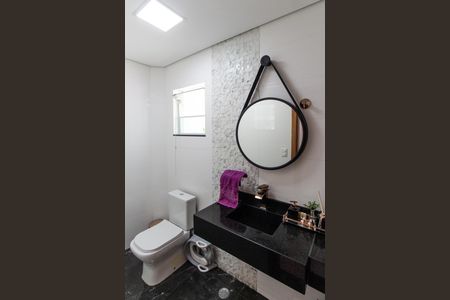 Casa à venda com 178m², 3 quartos e 3 vagas Casa à venda com 178m², 3 quartos e 3 vagasSala - Lavabo