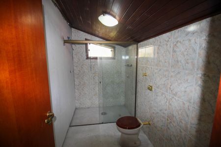 Casa para alugar com 660m², 5 quartos e 3 vagasBanheiro 2