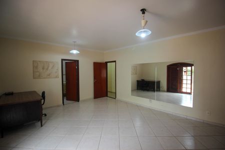 Casa para alugar com 660m², 5 quartos e 3 vagasSuíte 2