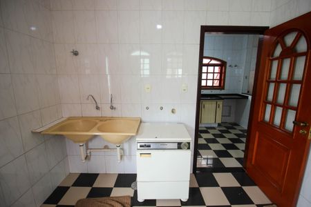 Casa para alugar com 660m², 5 quartos e 3 vagasÁrea de Serviço