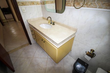 Casa para alugar com 660m², 5 quartos e 3 vagasBanheiro da Suíte 2