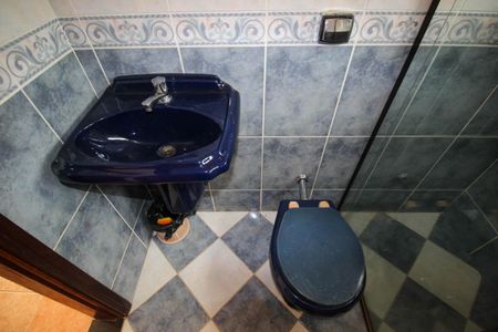 Casa para alugar com 660m², 5 quartos e 3 vagasBanheiro 1