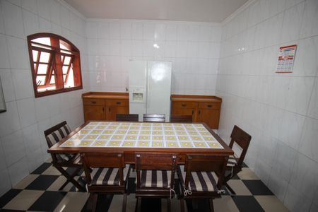 Casa para alugar com 660m², 5 quartos e 3 vagasCozinha