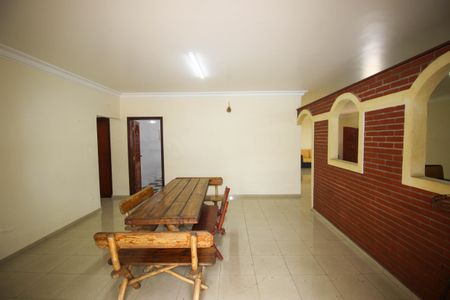 Casa para alugar com 660m², 5 quartos e 3 vagasSala de Jantar