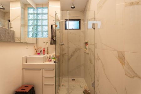 Banheiro Suíte de apartamento à venda com 3 quartos, 100m² em Tijuca, Rio de Janeiro