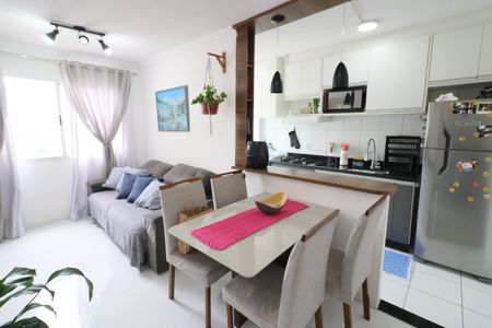 Sala de apartamento à venda com 2 quartos, 47m² em Novo Osasco, Osasco