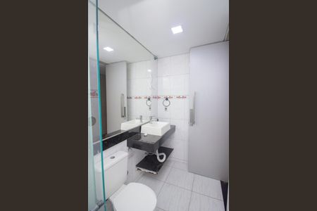 Casa à venda com 380m², 2 quartos e 12 vagasBanheiro Social