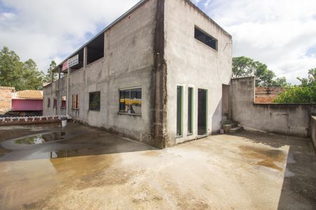 Casa à venda com 380m², 2 quartos e 12 vagasVaranda