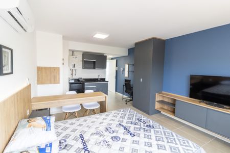 Studio para alugar com 32m², 1 quarto e 1 vaga Studio para alugar com 32m², 1 quarto e 1 vagaSala/Quarto