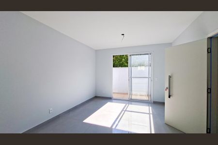 Sala de apartamento para alugar com 3 quartos, 73m² em Serra, Belo Horizonte