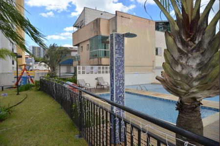 Apartamento para alugar com 60m², 3 quartos e 1 vagaÁrea comum - Piscina