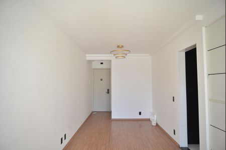 Apartamento para alugar com 60m², 3 quartos e 1 vagaSala