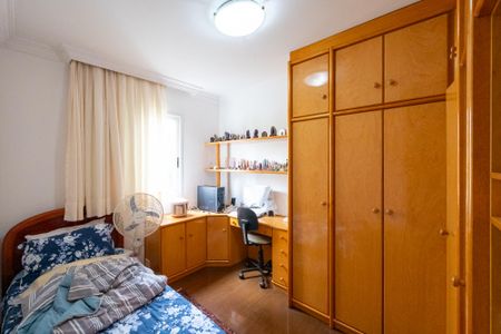 Apartamento à venda com 130m², 4 quartos e 2 vagasQuarto 3