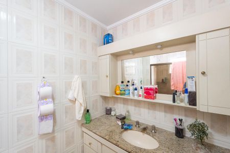 Apartamento à venda com 130m², 4 quartos e 2 vagasBanheiro da Suíte 1