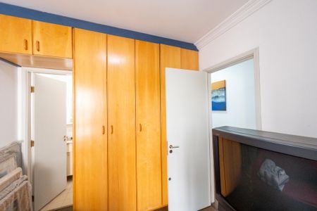 Apartamento à venda com 130m², 4 quartos e 2 vagasSuíte 2