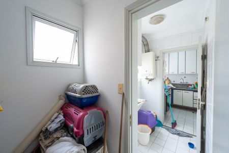 Apartamento à venda com 130m², 4 quartos e 2 vagasQuarto de Serviço