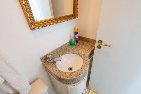 Apartamento à venda com 130m², 4 quartos e 2 vagasLavabo