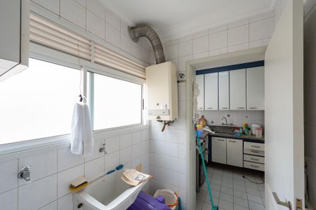 Apartamento à venda com 130m², 4 quartos e 2 vagasLavanderia