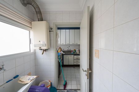 Apartamento à venda com 130m², 4 quartos e 2 vagasLavanderia