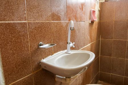 Casa para alugar com 67m², 2 quartos e 1 vaga Casa para alugar com 67m², 2 quartos e 1 vagaBanheiro - 1º Pavimento