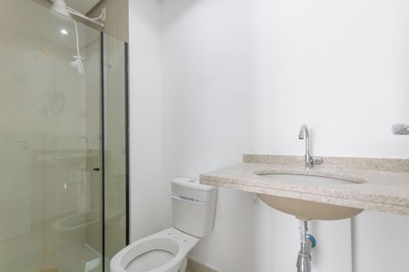 Banheiro de apartamento para alugar com 1 quarto, 39m² em Km 18, Osasco