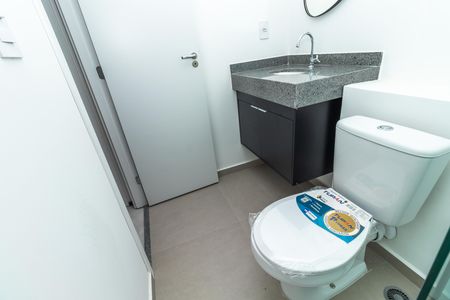 Apartamento à venda com 34m², 1 quarto e sem vaga Apartamento à venda com 34m², 1 quarto e sem vagaBanheiro social