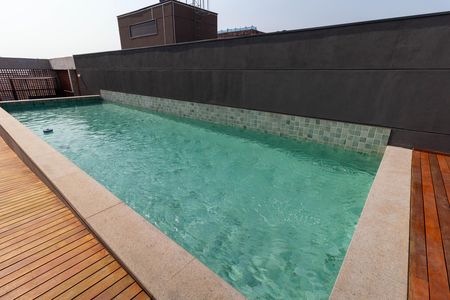 Apartamento à venda com 34m², 1 quarto e sem vaga Apartamento à venda com 34m², 1 quarto e sem vagaÁrea comum - Piscina