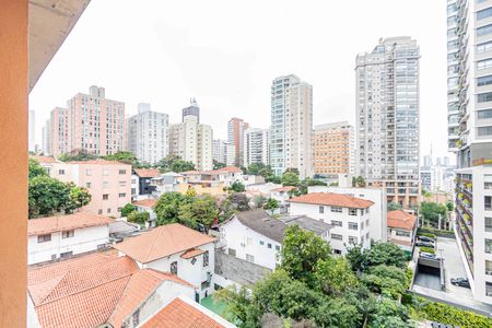 Studio à venda com 34m², 1 quarto e sem vaga Studio à venda com 34m², 1 quarto e sem vagaVaranda